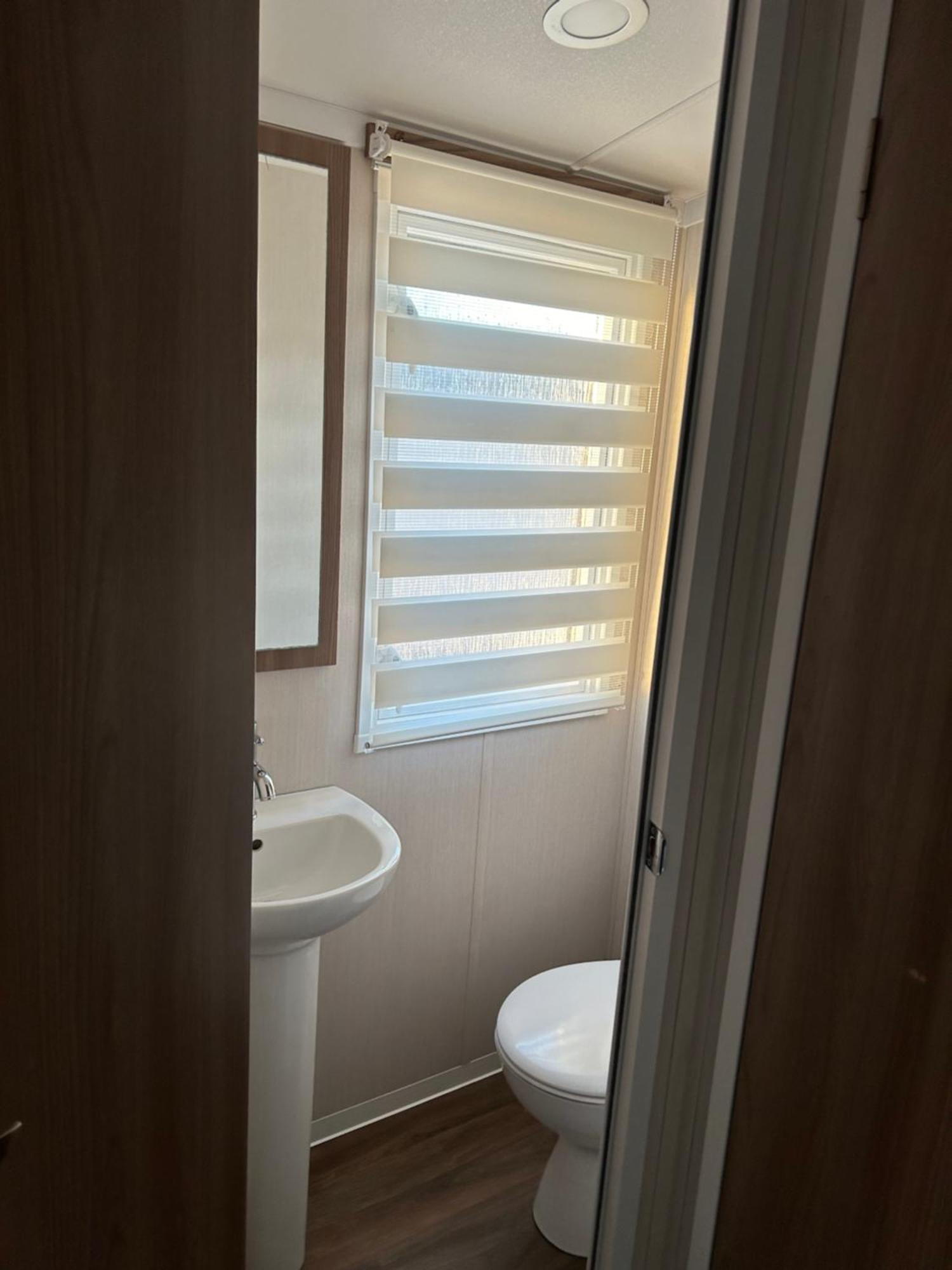 3 Bedroomed Caravan With Amazing Sea Views! Scarborough Exterior photo